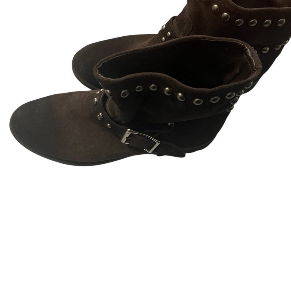 EUC Kelsi Dagger Genuine leather suede Brown Studded Ankle Boots Size 9 - Picture 2 of 4